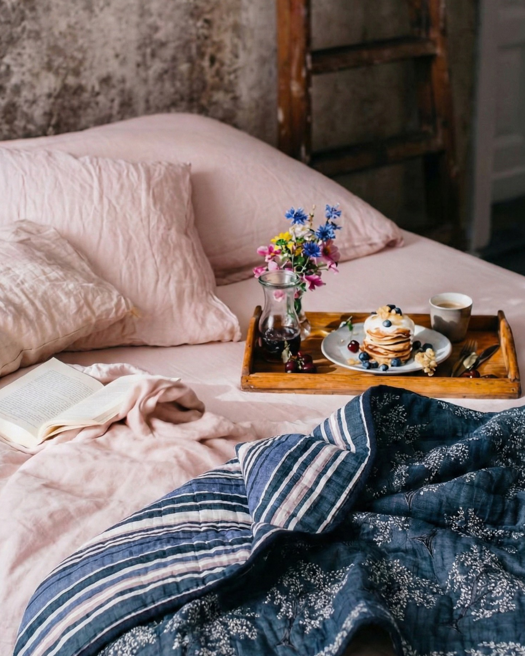 Ode Tree Midnight  - Queen Quilt