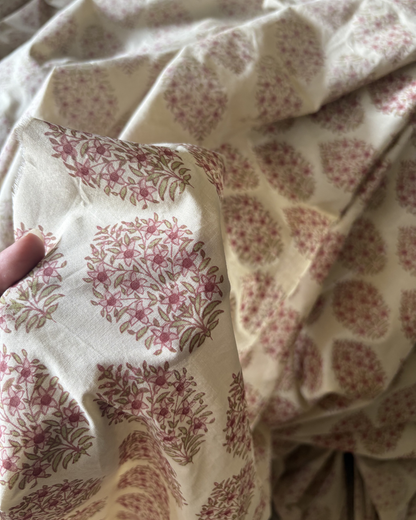 Jaipore Blush LUXE QUEEN - Cotton Velvet Quilt Reverse Mughal Floral Motif