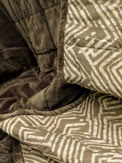 Moss Creek LUXE QUEEN - Cotton Velvet Reverse Dabu Print