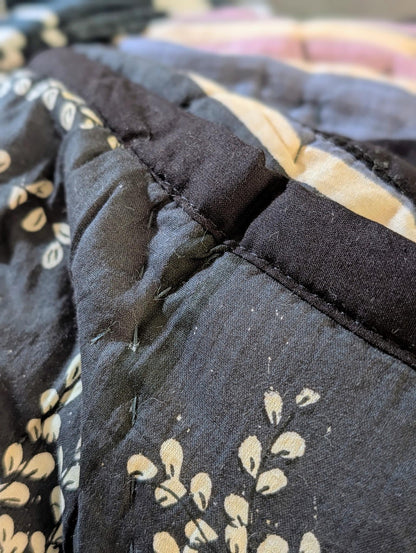 Ode Tree Midnight | Throw